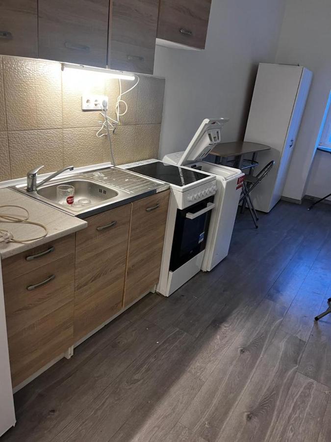 Downtown Fine-Tuned 2 Bedroom + Livingroom Apartment Th.32.1.3 Szombathely Exterior foto